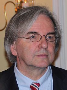 Helmut Muller httpsuploadwikimediaorgwikipediacommonsthu