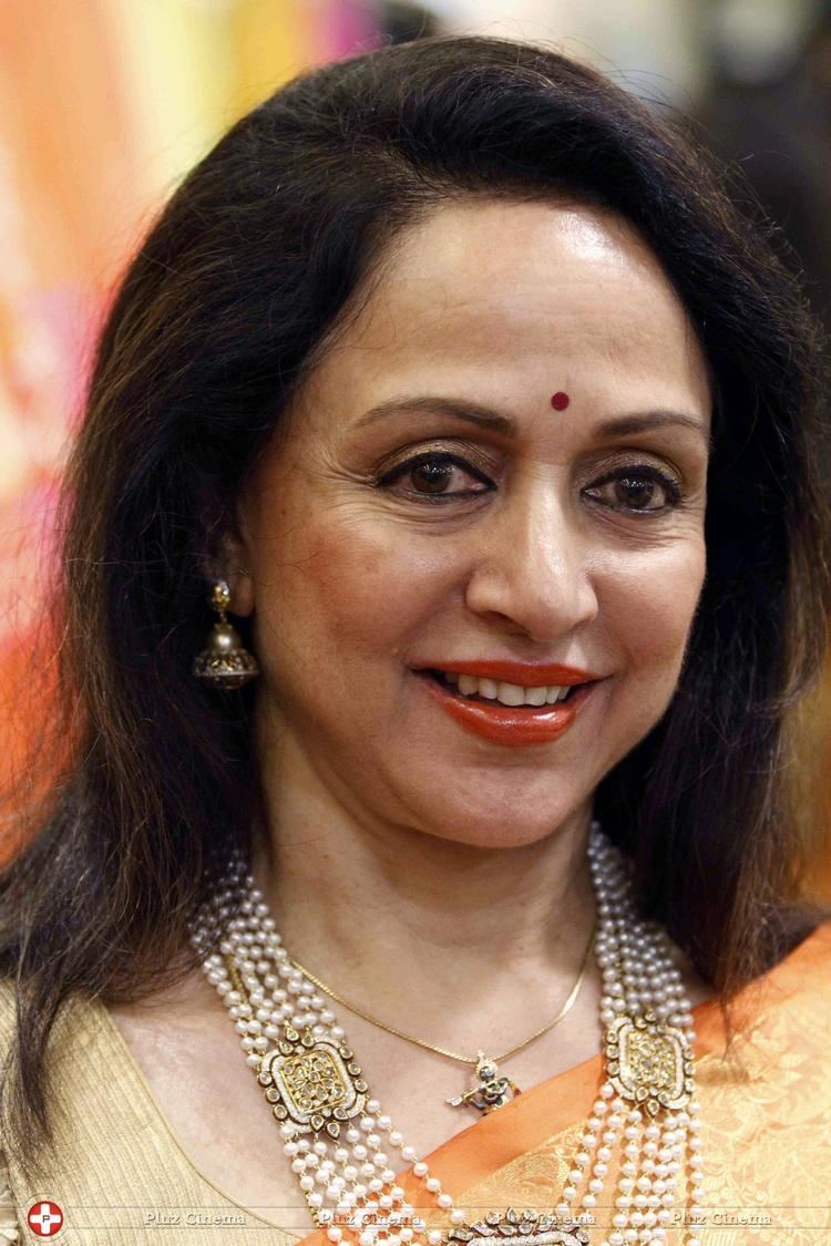 Hema Malini Box Office 18 After 39 years Hema Malini and Ramesh Sippy