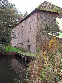 Hempstead Watermill httpsuploadwikimediaorgwikipediacommonsthu