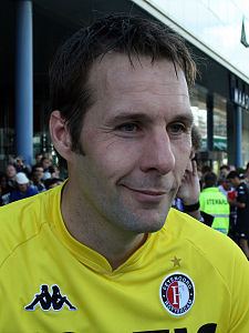 Henk Timmer (footballer) httpsuploadwikimediaorgwikipediacommonsthu