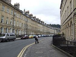 Henrietta Street, Bath httpsuploadwikimediaorgwikipediacommonsthu