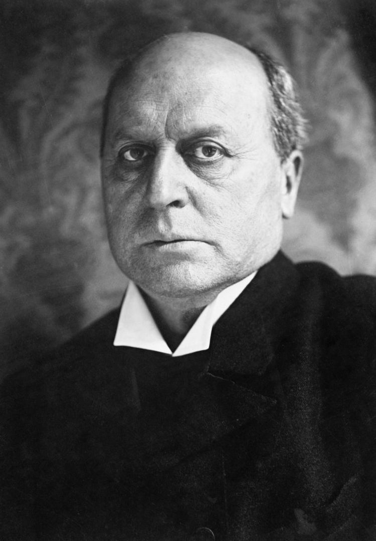 Henry James Henry James and the Great YA Debate The New Yorker