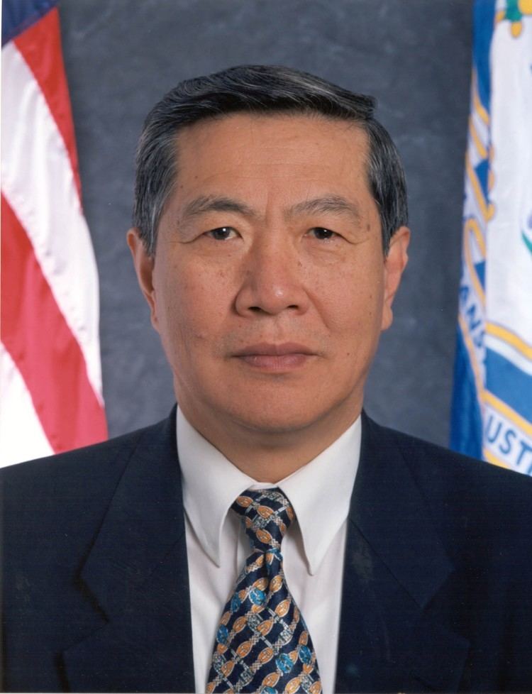 Henry Lee (forensic scientist) httpsuploadwikimediaorgwikipediacommonsdd