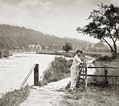 Henry Taunt Henry Taunt Victorian photographer of the River Thames author of