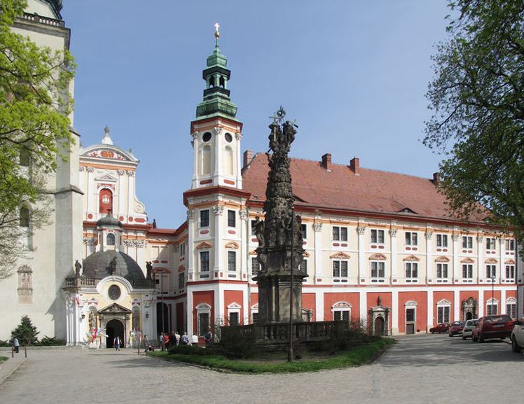 Henryków, Lower Silesian Voivodeship httpsuploadwikimediaorgwikipediacommons00