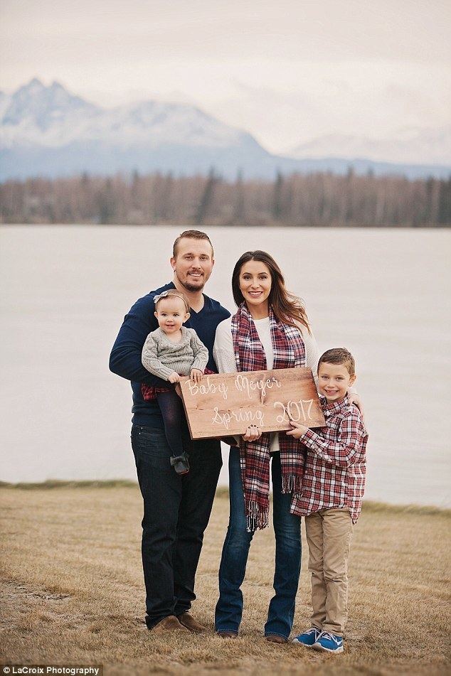 Her Third Bristol Palin reveals she is pregnant with her third child Daily