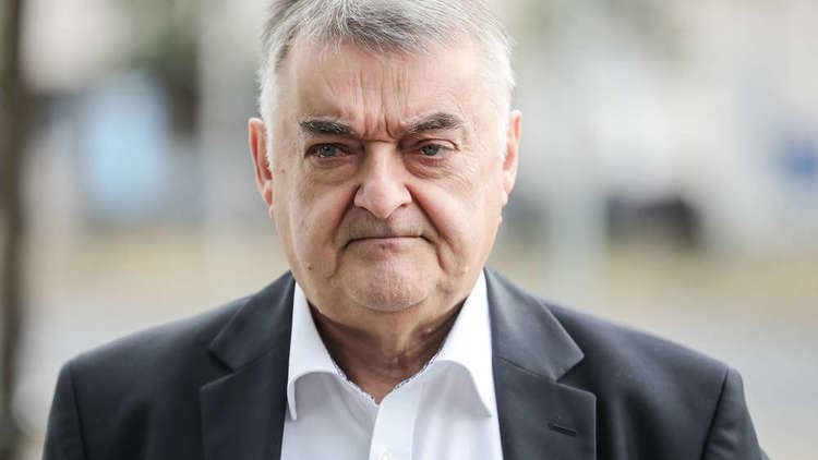 Herbert Reul CDUPolitiker Herbert Reul warnt vor Tod durch Zeitumstellung Politik