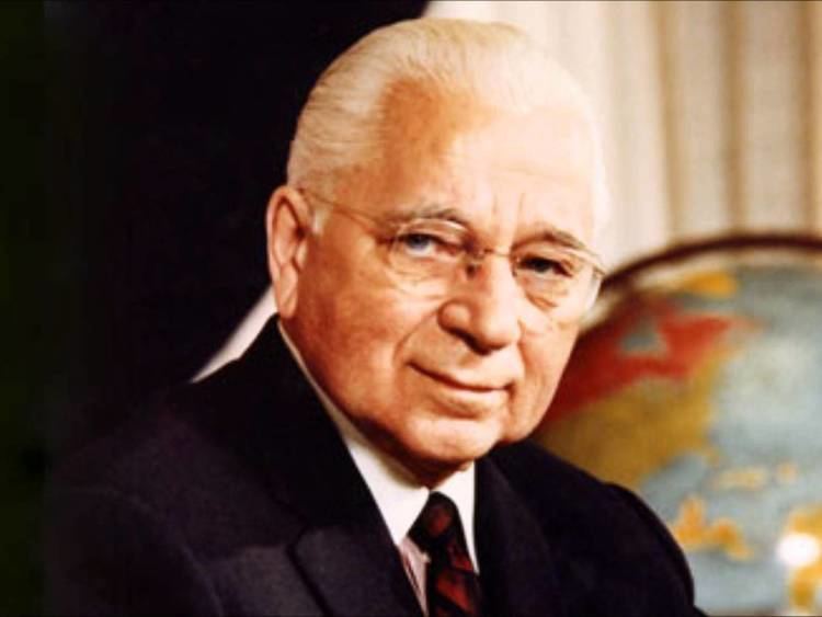 Herbert W. Armstrong Herbert W Armstrong Proving the TRUTHvia The World