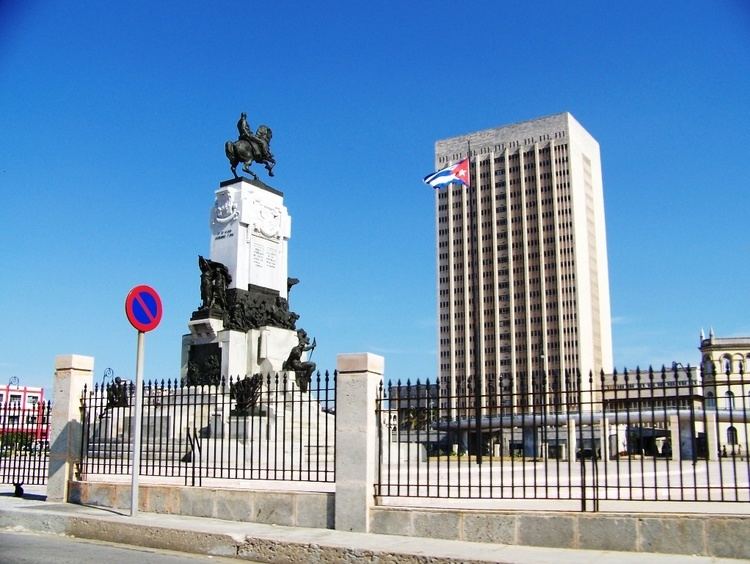 Hermanos Ameijeiras Hospital