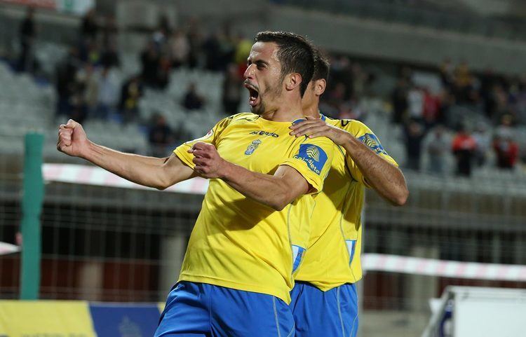 Hernán Santana Hernn Santana renueva con la UD Las Palmas udlaspalmasNET