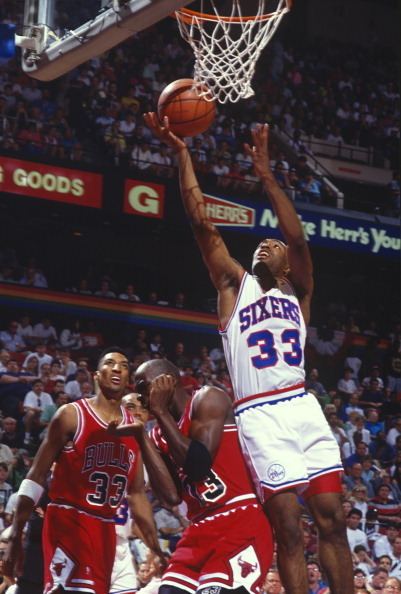 Hersey Hawkins 1991 Hersey Hawkins scores 30 vs MJ amp the Bulls