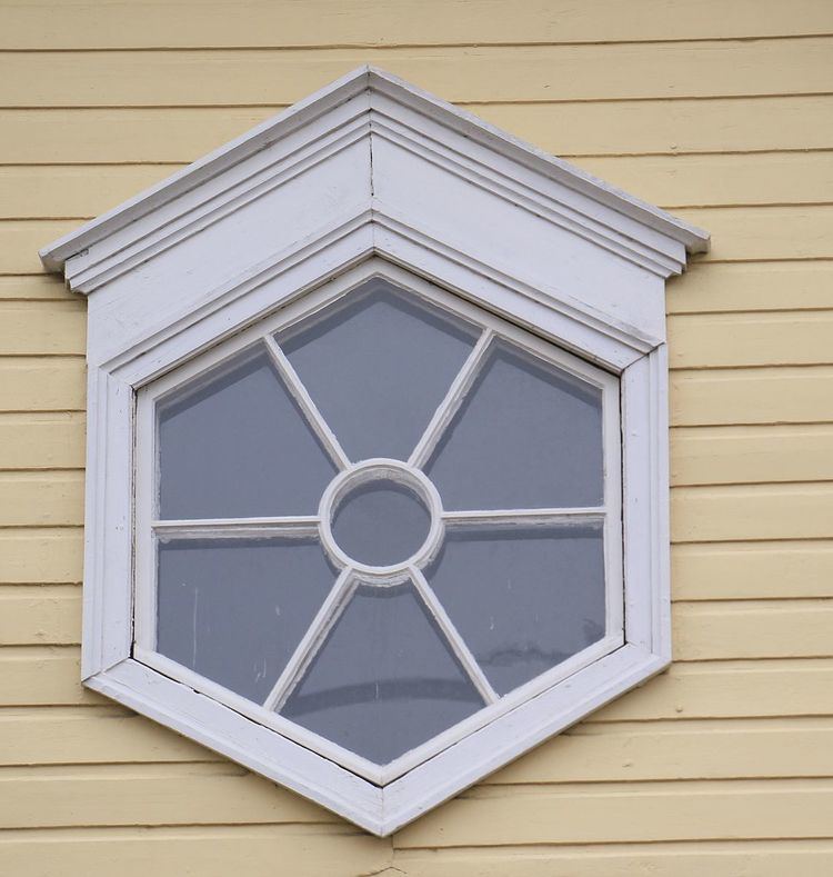Hexagonal window