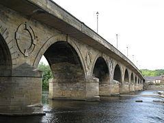 Hexham Bridge httpsuploadwikimediaorgwikipediacommonsthu