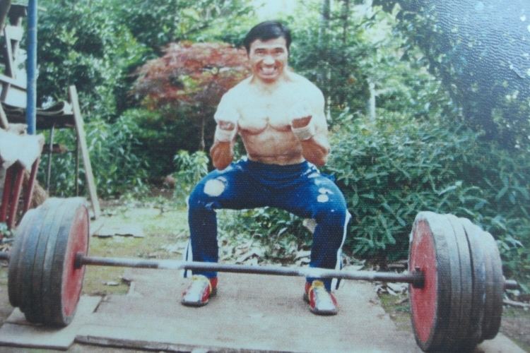 Hideaki Inaba powerlifting