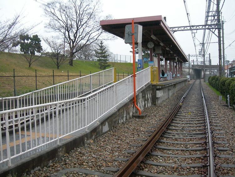 Higashi-Naruo Station