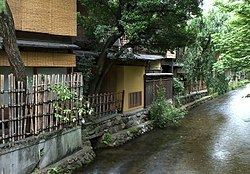 Higashiyama-ku, Kyoto httpsuploadwikimediaorgwikipediacommonsthu