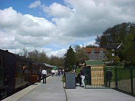 High Rocks railway station httpsuploadwikimediaorgwikipediacommonsthu