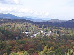 Highlands, North Carolina httpsuploadwikimediaorgwikipediacommonsthu