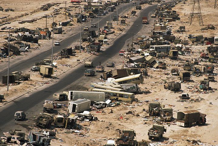 Highway of Death US War Crimes 1991 Iraqi quotHighway of Deathquot