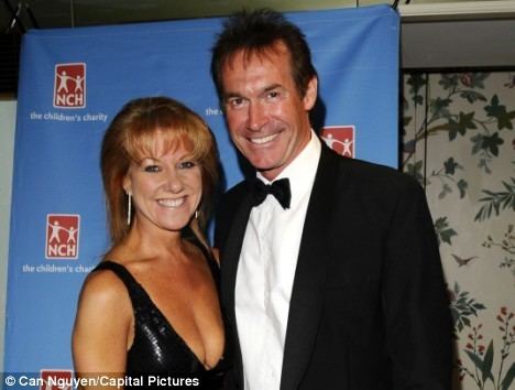 Hilary Jones (doctor) Its over GMTV doctor Hilary Jones to divorce wife after her