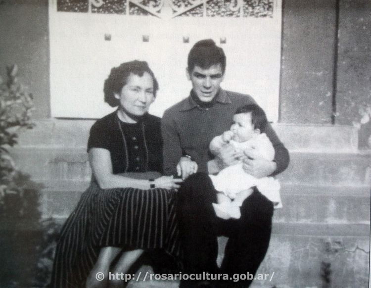 Hilda Gadea Ernesto Guevara junto a Hilda Gadea y su hija Hildita