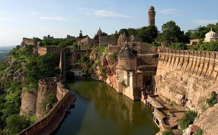 Hill Forts of Rajasthan whcunescoorguploadsthumbssite024700067500