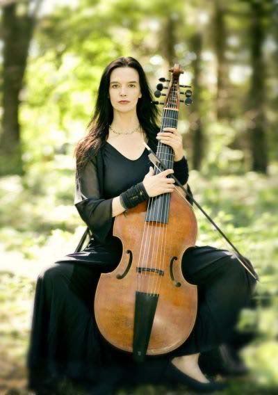 Hille Perl Hille Perl Viola da gamba Short Biography More Photos