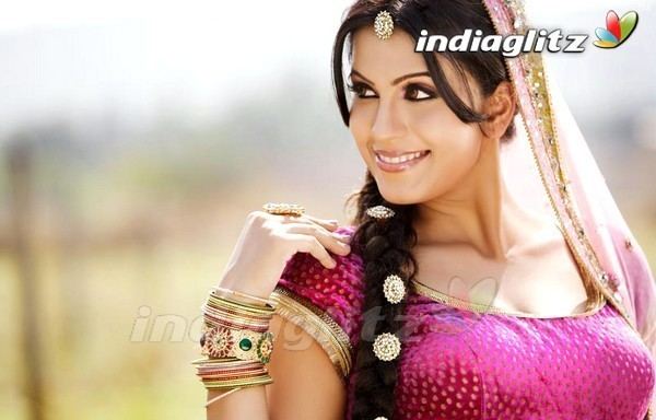 Himani Chawla Himani Chawla Bollywood Actress Gallery IndiaGlitz Bollywood