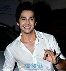 Himansh Kohli Himansh Kohli Wikipedia the free encyclopedia