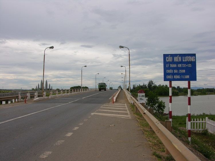 Hiền Lương Bridge Hin Lng bruggen Mapionet