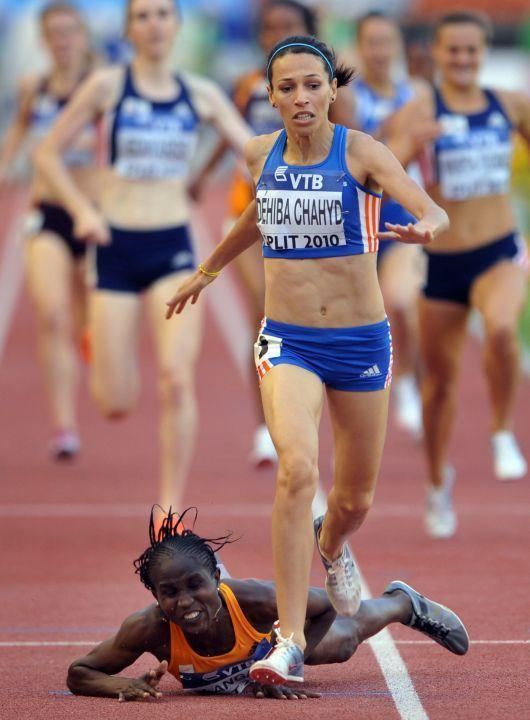 France's Hind Dehiba Chahyd performs on women's 1500 meters during the  French Track and Field Championships, in Nancy, France, on July 22, 2006.  Photo by Gouhier-Kempinaire/Cameleon/ABACAPRESS.COM Stock Photo - Alamy