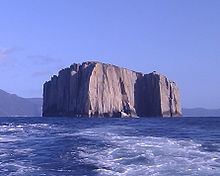 Hippolyte Rocks httpsuploadwikimediaorgwikipediacommonsthu