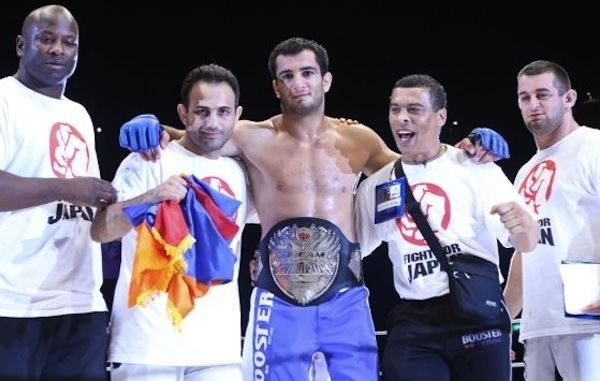 Hiroshi Izumi HyeFighter Mousasi Defends His Title By TKO In The 1st