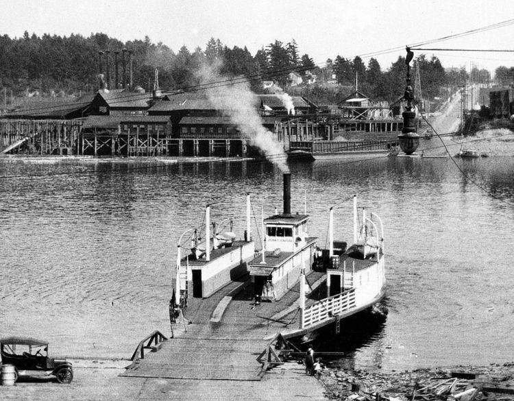 Historic ferries in Oregon