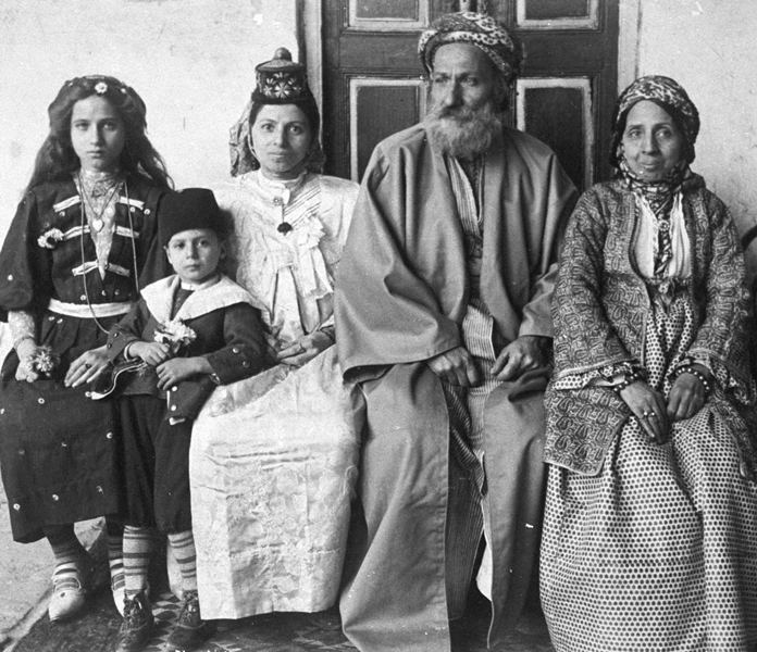 History of the Jews in Iraq httpssmediacacheak0pinimgcomoriginals01