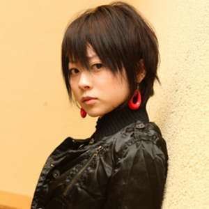 Hitomi Takahashi (singer) Takahashi wiki affair married Lesbian with age height