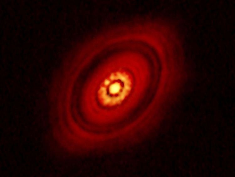 HL Tauri VLA reveals earliest stages of planet formation Astronomy Now