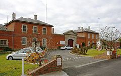 HM Prison Bendigo httpsuploadwikimediaorgwikipediacommonsthu