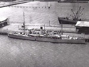 HMAS Moresby (1918) httpsuploadwikimediaorgwikipediacommonsthu