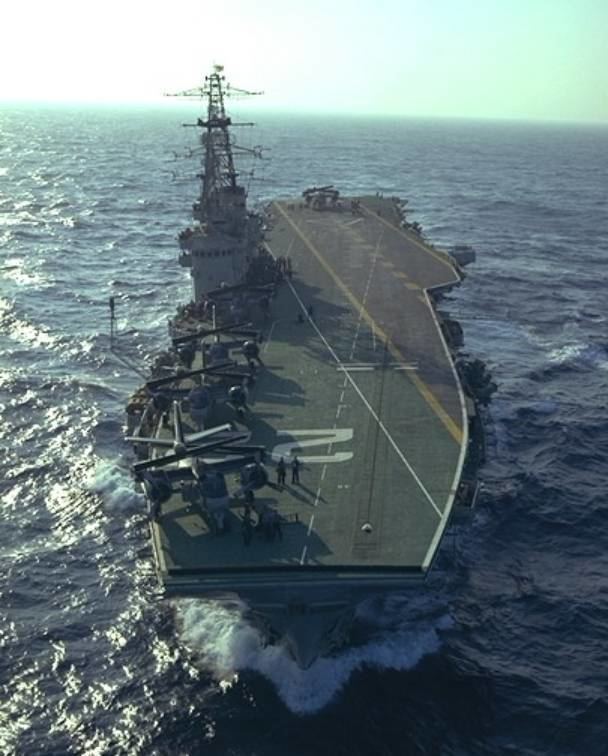 HMCS Bonaventure (CVL 22) HMCS Bonaventure CVL22 Majestic class aircraft carrier Royal