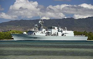 HMCS Calgary (FFH 335) httpsuploadwikimediaorgwikipediacommonsthu