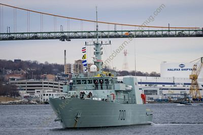 HMCS Kingston (MM 700) smcclearn Photo Keywords kingston