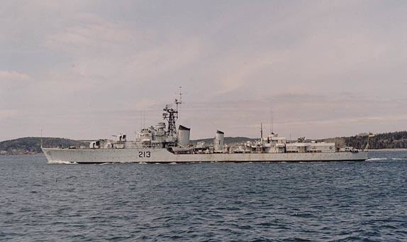 HMCS Nootka (R96) jproccanootka213colourjpg