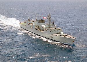 HMCS Winnipeg (FFH 338) httpsuploadwikimediaorgwikipediacommonsthu