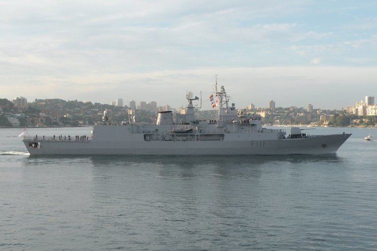 HMNZS Te Mana (F111) HMNZS Te Mana F111 ShipSpottingcom Ship Photos and Ship Tracker