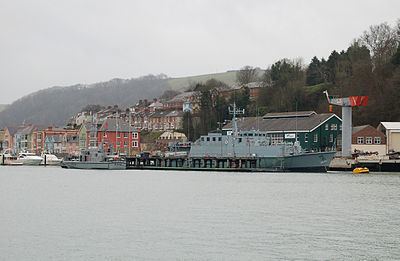 HMS Cromer (M103) httpsuploadwikimediaorgwikipediacommonsthu