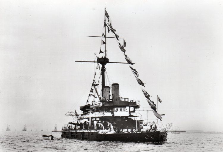 HMS Devastation (1871) FileHMS Devastation 1871 shipjpg Wikimedia Commons