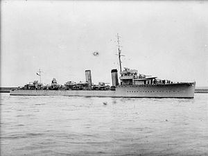 HMS Douglas httpsuploadwikimediaorgwikipediacommonsthu