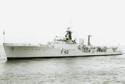 HMS Dundas (F48) wwwworldnavalshipscomimageshmsdundasmpl2896jpg