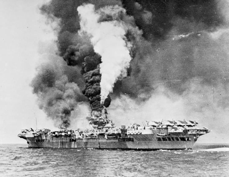 HMS Formidable (67) FileHMS Formidable 67 on fire 1945jpg Wikimedia Commons